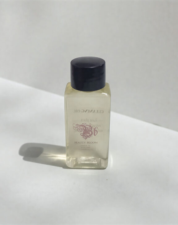 Magnetic lash remover